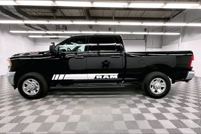 2023 RAM 3500 Tradesman 4x4-Apple CarPlay/Android Auto-Rear Camera