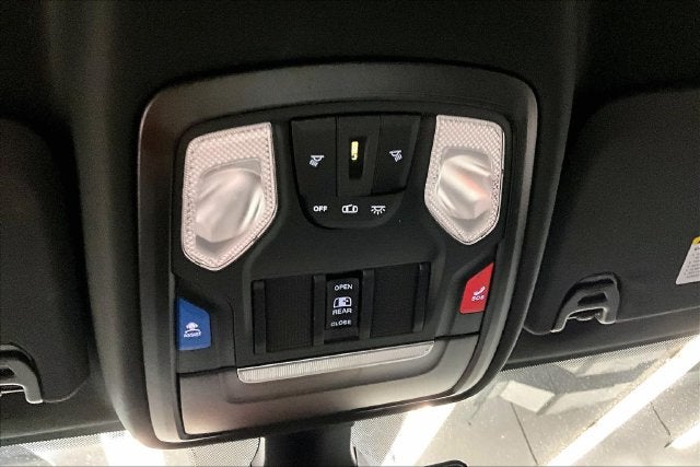 2023 RAM 3500 Tradesman 4x4-Apple CarPlay/Android Auto-Rear Camera