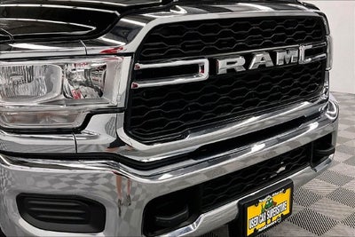 2023 RAM 3500 Tradesman 4x4-Apple CarPlay/Android Auto-Rear Camera