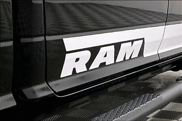 2023 RAM 3500 Tradesman 4x4-Apple CarPlay/Android Auto-Rear Camera