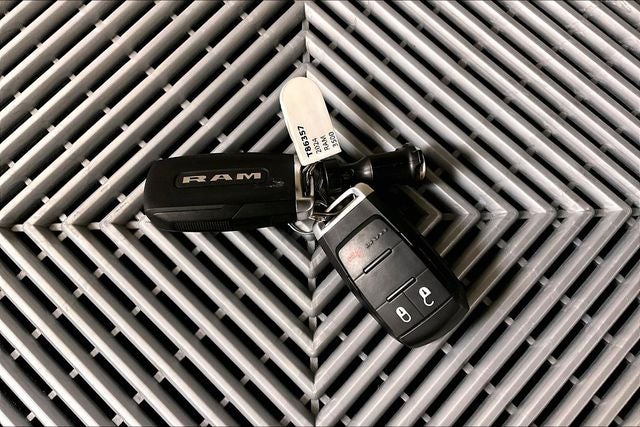 2024 RAM 3500 Tradesman 4x4 - Turbodiesel - Apple CarPlay/Android Auto