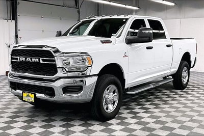 2024 RAM 3500 Tradesman 4x4 - Turbodiesel - Apple CarPlay/Android Auto