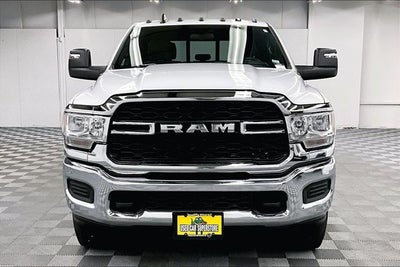2024 RAM 3500 Tradesman 4x4 - Turbodiesel - Apple CarPlay/Android Auto
