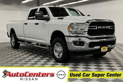 2023 RAM 3500 Tradesman Long Bed - 4x4 - Chrome Appearance Group