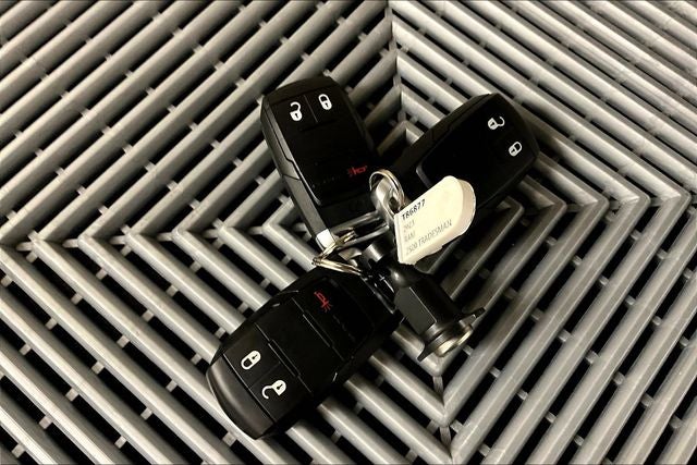 2023 RAM 3500 Tradesman Long Bed - 4x4 - Chrome Appearance Group