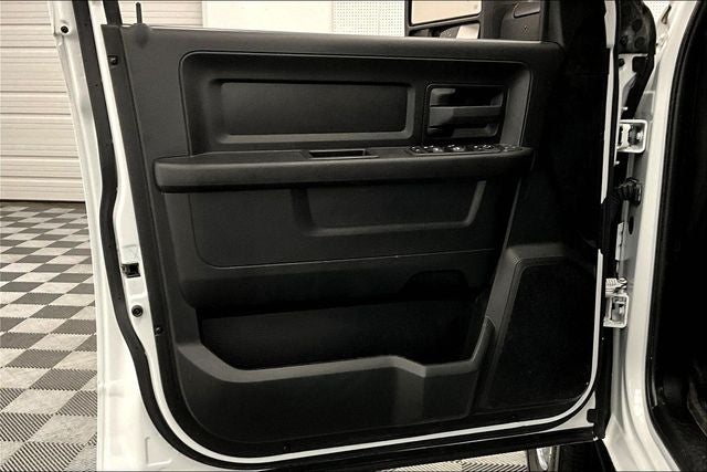 2023 RAM 3500 Tradesman Long Bed - 4x4 - Chrome Appearance Group