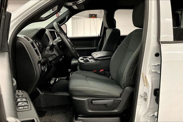 2023 RAM 3500 Tradesman Long Bed - 4x4 - Chrome Appearance Group