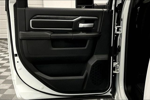 2024 RAM 3500 Big Horn Long Bed - 4x4 - Diesel - Apple CarPlay/Android Au