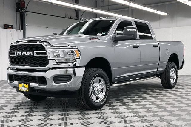 2024 RAM 2500 Tradesman 4x4 - Chrome Appearance Group - Apple CarPlay/Andr