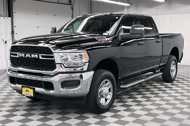 2024 RAM 2500 Tradesman 4x4 - Chrome Appearance Group - Rear Camera