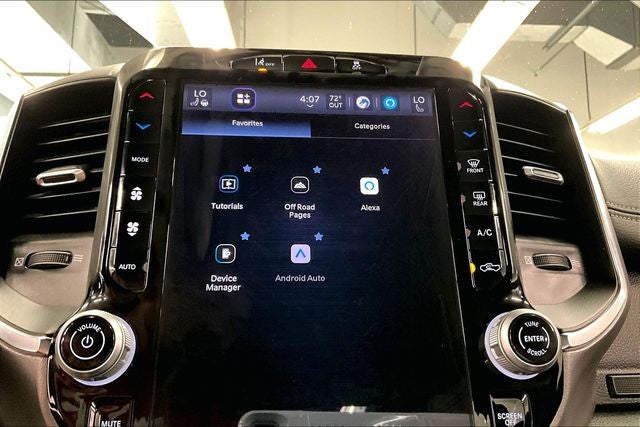 2026 RAM 2500 Laramie 4x4 - Diesel - Sunroof - Htd/Cooled Leather