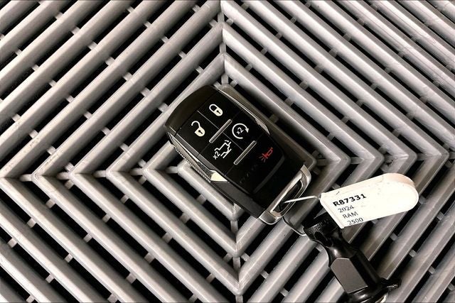 2024 RAM 2500 Limited 4X4 - Diesel - Night Edition - Sunroof