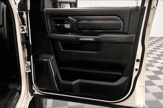 2024 RAM 2500 Limited 4X4 - Diesel - Night Edition - Sunroof