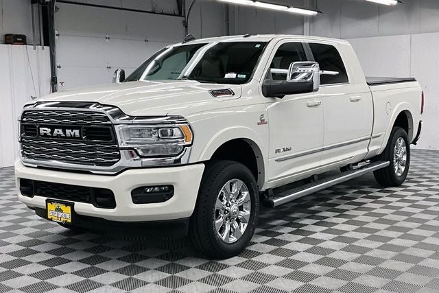 2023 RAM 2500 Limited 4x4 - Diesel - Sunroof - Htd/Cooled Leather