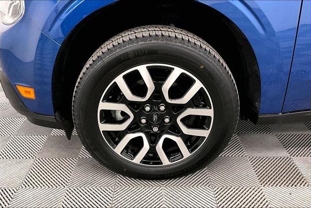 2023 Ford Maverick Lariat