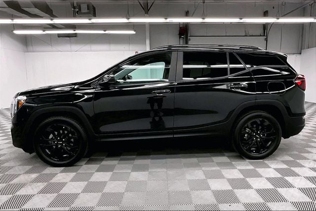 2022 GMC Terrain SLE Elevation Edition - Pano Roof - Htd Seats