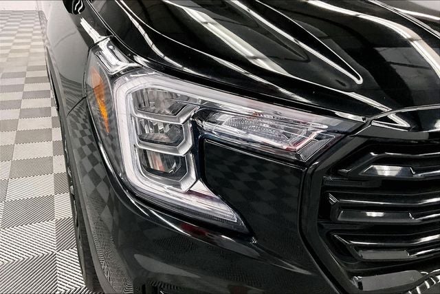2022 GMC Terrain SLE Elevation Edition - Pano Roof - Htd Seats