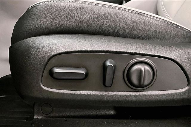 2023 GMC Terrain SLT Tech Pkg - Adaptive Cruise - Htd Leather
