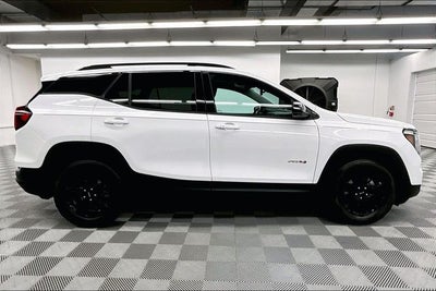 2023 GMC Terrain AT4