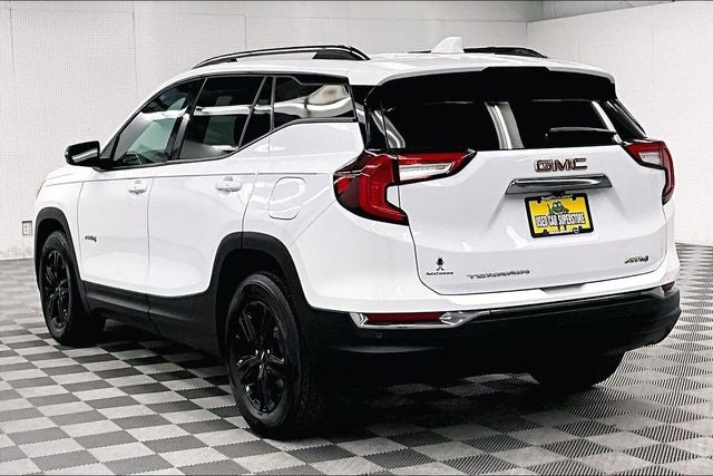 2023 GMC Terrain AT4