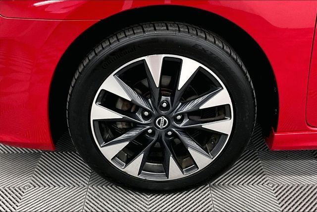 2019 Nissan Sentra SR