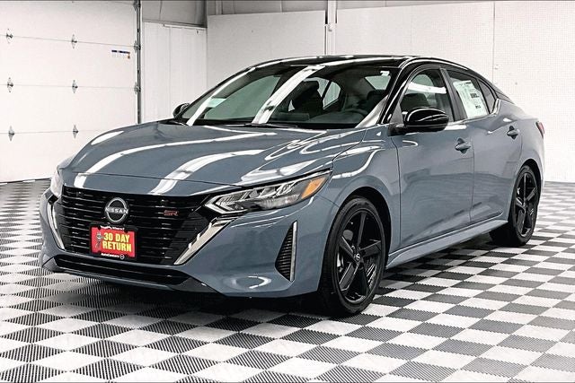 2025 Nissan Sentra SR - Premium Package