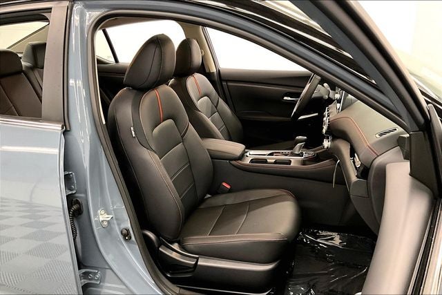 2025 Nissan Sentra SR - Premium Package