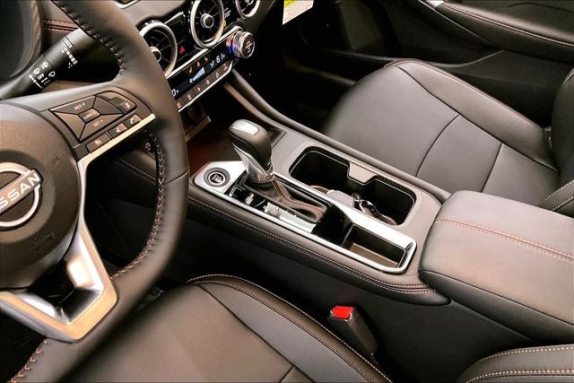 2025 Nissan Sentra SR - Premium Package