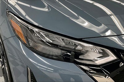 2025 Nissan Sentra SR - Premium Package