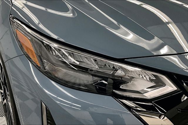 2025 Nissan Sentra SR - Premium Package