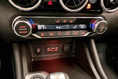 2025 Nissan Sentra SR - Premium Package