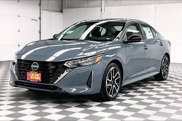 2025 Nissan Sentra SR - Premium Package