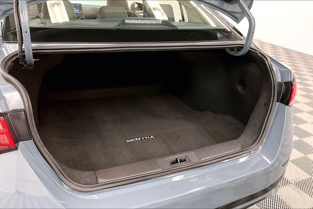 2025 Nissan Sentra SR - Premium Package