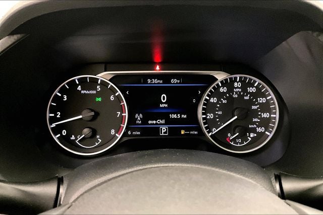 2025 Nissan Sentra SR - Premium Package