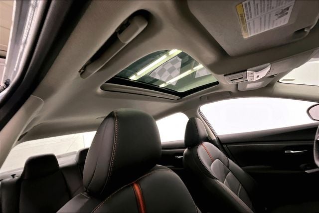 2025 Nissan Sentra SR - Premium Package