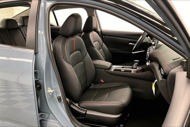 2025 Nissan Sentra SR - Premium Package