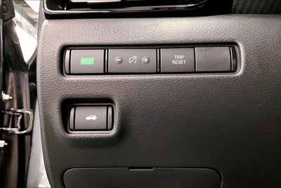 2025 Nissan Sentra SR - Premium Package