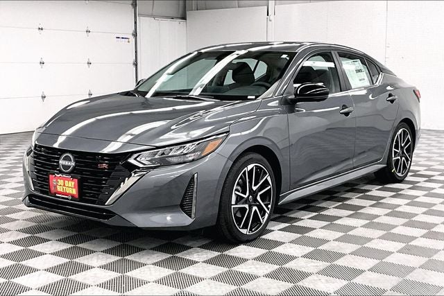 2025 Nissan Sentra SR - Premium Package