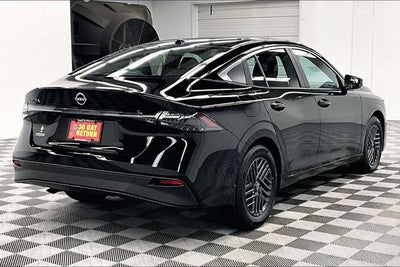 2026 Nissan Sentra SV - Convenience and Moonroof Packages