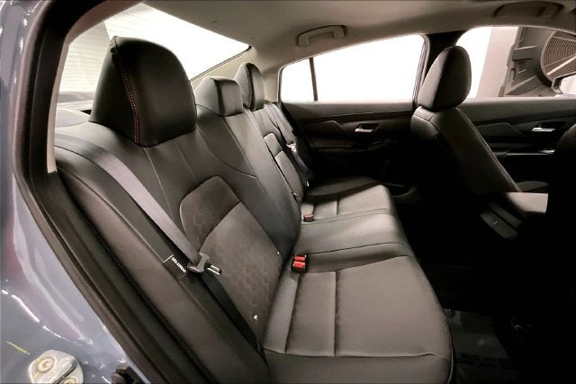 2027 Nissan Sentra SR - Midnight, Premium, All Weather, Moonroof Pkgs