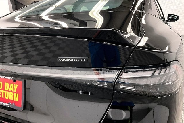 2027 Nissan Sentra SR - Midnight, Premium, All Weather, Moonroof Pkgs