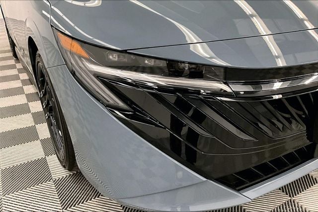 2026 Nissan Sentra SR - Premium, All Weather, Moonroof Pkgs