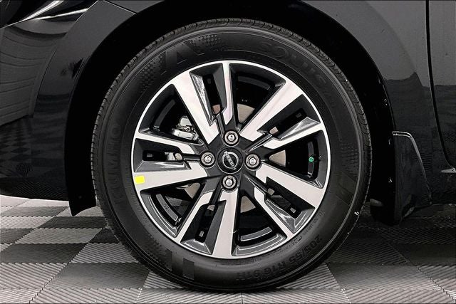 2025 Nissan Versa 1.6 SV - Trunk Package