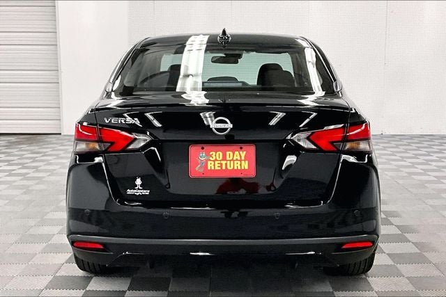2025 Nissan Versa 1.6 SV - Trunk Package