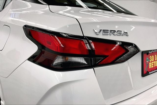 2025 Nissan Versa 1.6 SV - Trunk Package