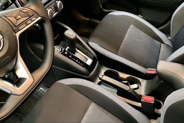 2025 Nissan Versa 1.6 SV - Trunk Package