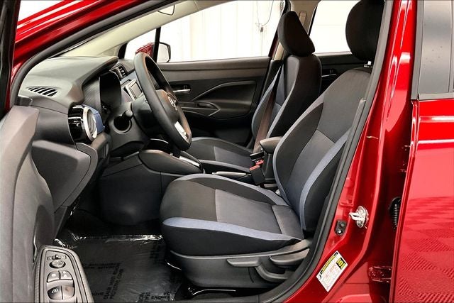 2025 Nissan Versa 1.6 SV - Trunk Package