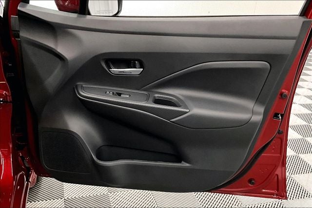 2025 Nissan Versa 1.6 SV - Trunk Package