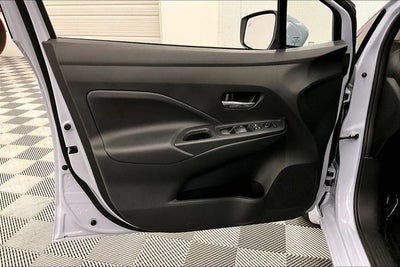 2025 Nissan Versa 1.6 SV - Trunk Package