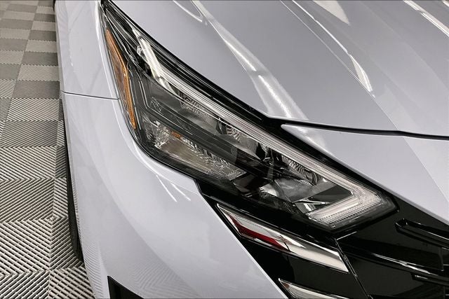 2025 Nissan Versa 1.6 SV - Trunk Package